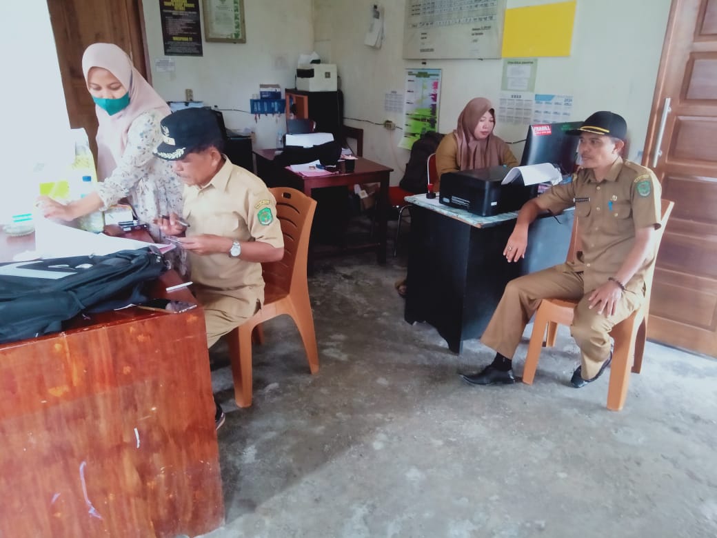 Sidobinangun, 11 Juni 2024. Kasi PMD tana lili Melakukan Monitoring LPJ Tri Wulan I 